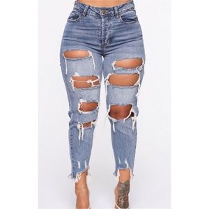 FASHION NOVA Cropped Mom Jeans